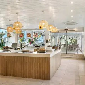 Sugar Bay buffet and dining area