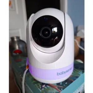 Babysense max view pro baby monitor in testing close up of camera