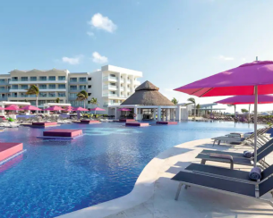 Planet Hollywood Cancun by Royalton