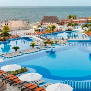 Pool compex at the Moon Palace resort in Mexico