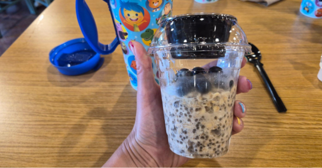 Overnight oats with blueberries and walnuts