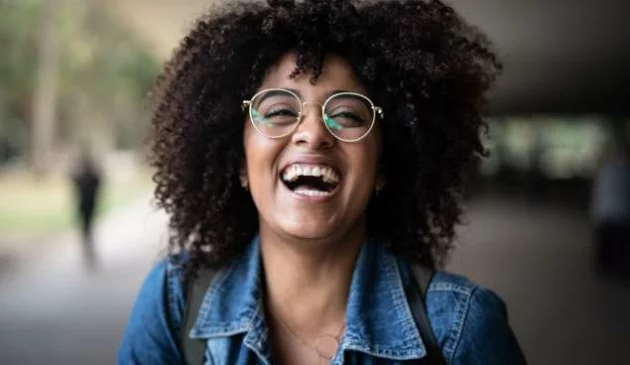 women wearing glasses
