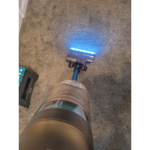 VAX Homepro pet cordless vacuum cleaner in use on carpet