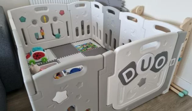 Venture All Stars Duo baby playpen