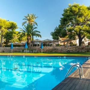 Vilanova Park Eurocamp outdoor pool