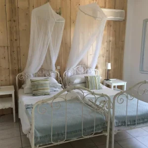 Villa Asteri room