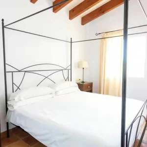 Four poster bed at Villas Olivera and Mediterranea in Menorca