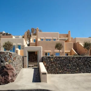 Voreina Gallery Suites resort
