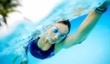 Aqua sphere swimming goggles