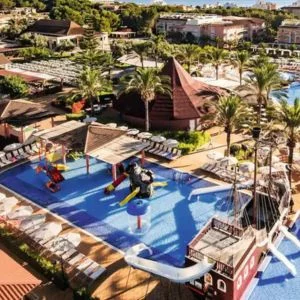 Zafiro Ca'n Picafort pool